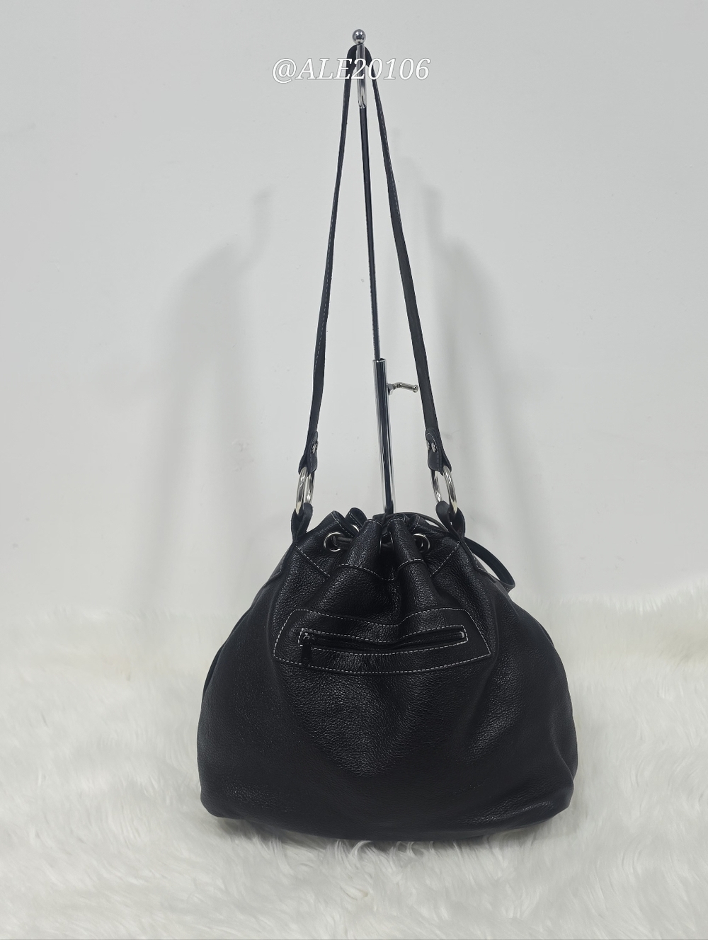 Harley-Davidson Black Leather Bucket Bag Drawstring Crossbody Purse - Picture 5 of 16
